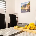 아파트 Achada House - Traditional House *