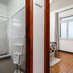 Achada House - Traditional House 아파트