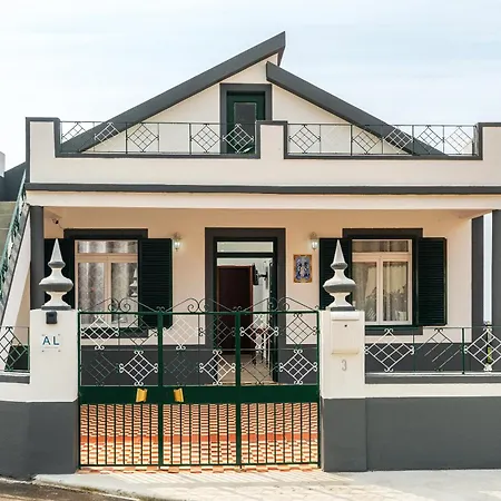 Achada House - Traditional House Calheta (Madeira)