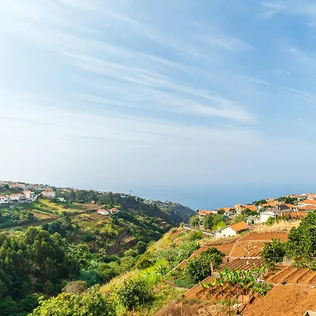 Achada House - Traditional House Apartman