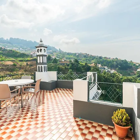 Achada House - Traditional House *