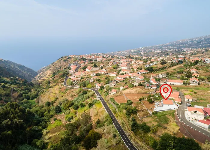 Achada House - Traditional House Calheta (Madeira)