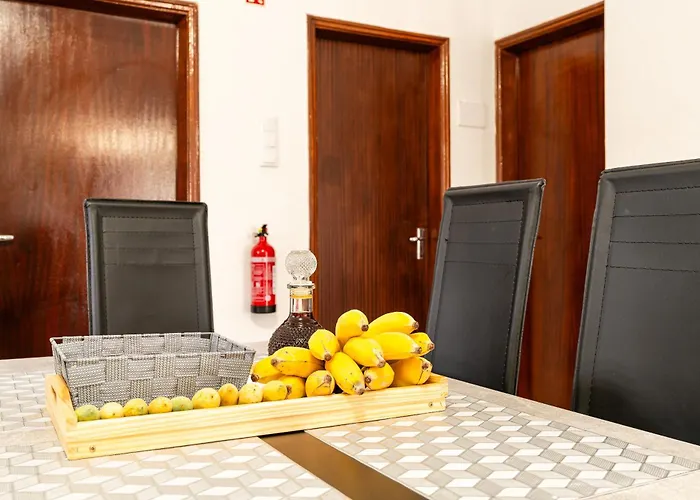 Achada House - Traditional House Daire Calheta (Madeira)