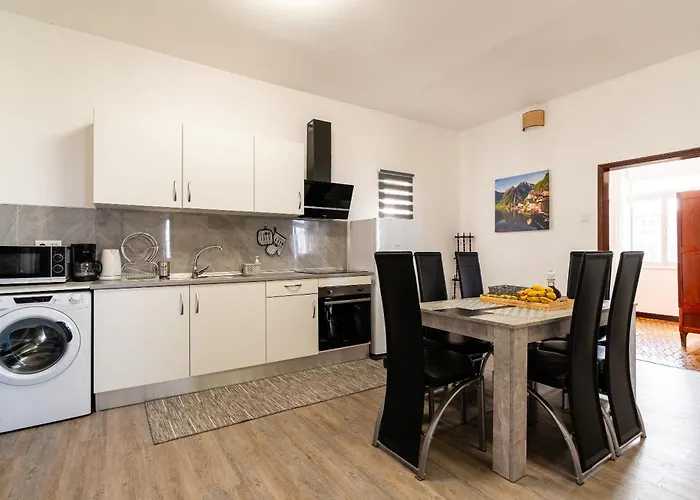 Achada House - Traditional House