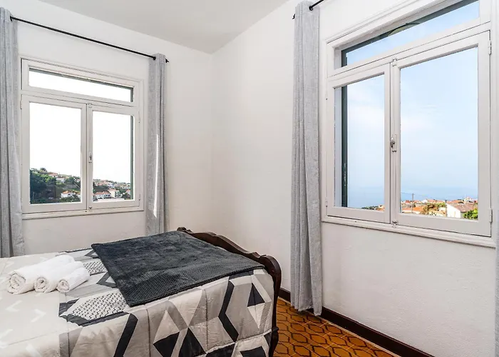 Daire Achada House - Traditional House *