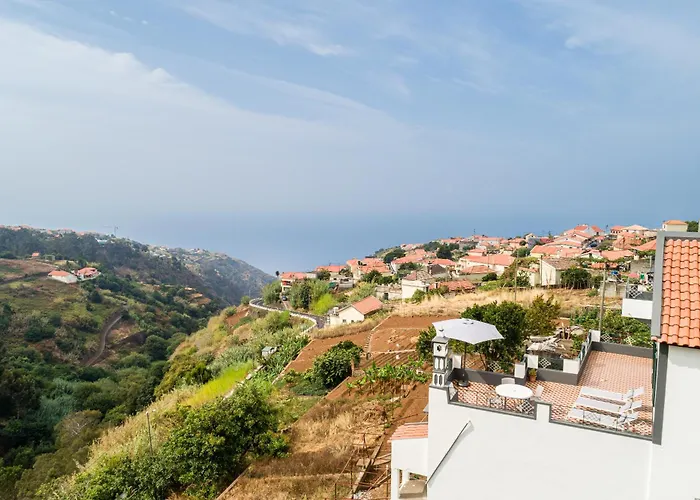 Achada House - Traditional House *